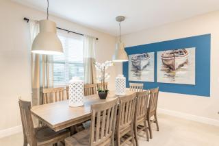 Spacious Home With Game Room, Private Pool And Waterpark Resort Access Near Disney At Encore Resorts Reunion - 241Sf - Orlando - 1