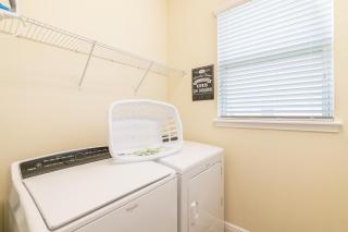 Brilliant Home With Private Pool, Foosball Table Near Disney With Waterpark Resort Access At Encore Resort - 7707By - Kissimmee - 2