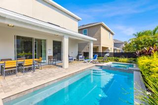 Delightful Home Near Disney With Private Pool, Themed Game Room With Waterpark Resort Access At Encore Resorts Reunion - 451No - Kissimmee - 9