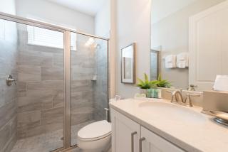 Radiant Home With Private Pool Near Disney With Waterpark Resort Access At Encore Resort - 7676Ff - 7
