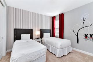 Gorgeous Home With Private Pool And Game Room Near Disney At Encore Resort - 781La - Orlando - 6