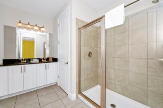 Spacious Home With Private Pool Near Disney With Waterpark Resort Access At Encore Resort - 7720Ff - Orlando - 2