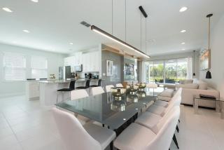 Exquisite Home With Themed Rooms, Theater Near Disney With Waterpark Resort Access At Encore Resort - 7736Ff - Kissimmee - 1