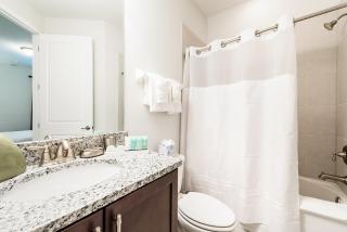 Vibrant Elite Home With Theater Room And Waterpark Resort Access Near Disney At Encore Resort - 7603Mc - Kissimmee - 8