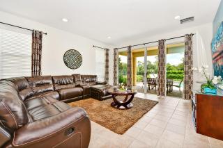 Spectacular Home Near Disney With Private Pool And Waterpark Resort Access At Encore Resorts Reunion - 7523Mr - Orlando - 4