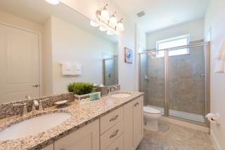 Spectacular Home With Theater, Theme Rooms Near Disney With Waterpark Resort Access At Encore Resort - 7734Gr - Kissimmee - 5