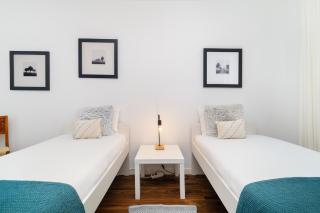 WHome Cozy Stay Steps away from the Train Station - Queluz - 4