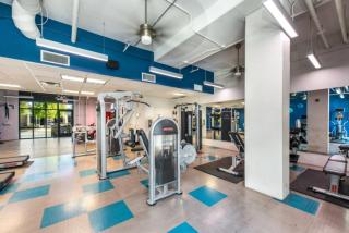 Relaxing 2BR-Spring Training! w Pool, Gym&Parking - Tempe - 8