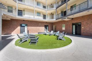 Relaxing 2BR-Spring Training! w Pool, Gym&Parking - Tempe - 7