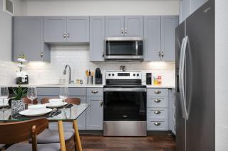 1BR Oasis w Pool&Parking, Near Rvrwlk & Conv Ctr - San Antonio - 1
