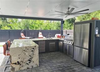 SPECTACULAR! Pool Table, Heated Saltwater Pool, Amazing Spaces- Celebration House - Roelens - Cape Coral - 7