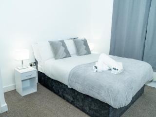 Casa Luxé 2 Bed Modern City Centre Apartment Free Parking & Outdoor Patio - Birmingham - 6