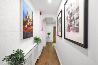 Large 2 Bedroom Warehouse Apartment Short Term Rental & Flexible Renting Hoxton With Free Wi-Fi - 1