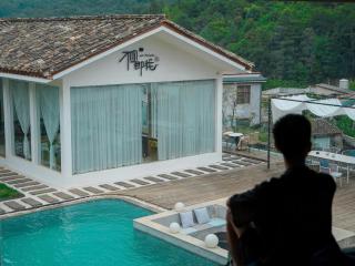 No Flowers Boutique Hostel - 3