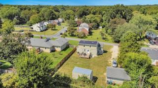 The Forest Hill Getaway With A Gourmet Kitchen - Richmond - 6