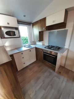 Mobil home camping les Charmettes 4 étoiles les MATHES en Charente Maritime prés du ZOO de la Palmyre 8 personnes tout confort 3 chambres 2salles de bains 2 WC Lave linge lave vaisselle Climatisation bien situé - Les Mathes - 7