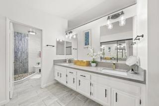 Luxe Sundance Villa 3BR with Pool and Spa Near Disney - Pomona - 3