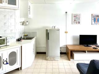 Impact Arena Condo C1 by GoodRoom24 - Ban Song Hong - 4