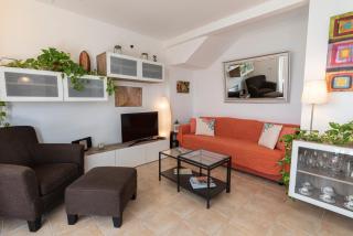 Villa 8, chalet pareado con jardín y piscina - 3