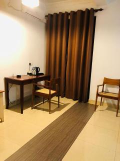 Lafala Hotel & Service Apartment - Colombo - 8