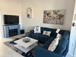 Skyline Penthouse - Woodside - 0