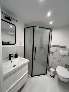 Carina Duplex Apartment- near Nyugati Metro line 3 - Budapest - 7