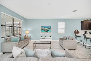 Lakefront Luxury Retreat Private Pool & Movie Theater 367 - 5