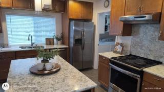 Rockaway Retreat Home for 6 and pets - 7
