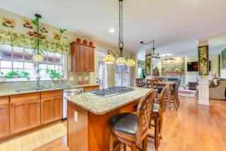 3 Mi to Carowinds Retreat with On-Site Fishing - 3