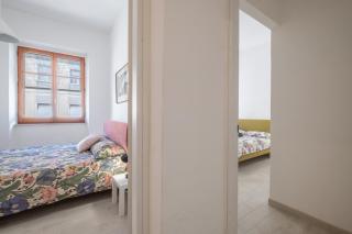Casa Ofride -Centro-Poetto 10 min-Wi-Fi-Netflix - Cagliari - 9