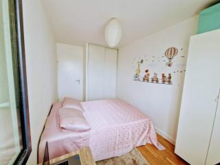 Elegant 3-Bedrooms Apartment Near La Défense and Central Paris - 7