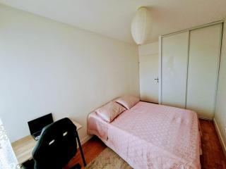 Elegant 3-Bedrooms Apartment Near La Défense and Central Paris - 4