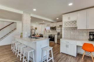 Waterfront Retreat with Dock on Lake Tawakoni! - 1