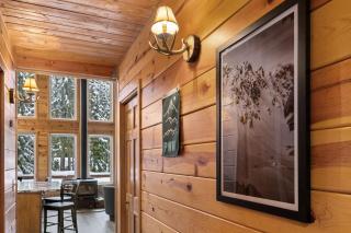 5-Min to Slopes - 4BR with Private Creek - 3