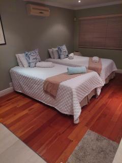 EIGHT VILLA DE PORT iKamva - 3