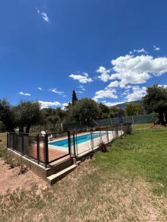 "Rincón de Olivos" Alojamiento entero en complejo con piscina - Carpintería - 9