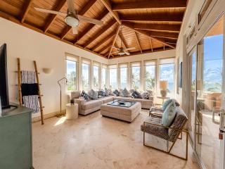 Belizean Cove Estates Luxury Beachfront Villa - San Pedro - 2