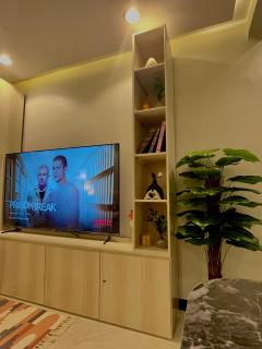 شقة ميلا - غرفة نوم وصالة جلوس - Mila Luxury Apartment - 1