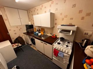 Best place single bedroom close to Uni and shopping center & free parking - 9