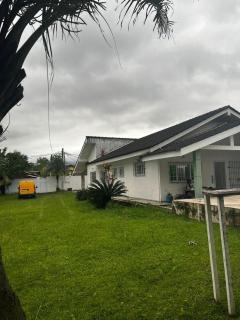 Casa com piscina para 18 pessoas, wi-fi 3 quartos 4 banheiros estacionamento interno churrasqueira e forno de pizza 230m2 de área constuida aceita pets - Bertioga - 4