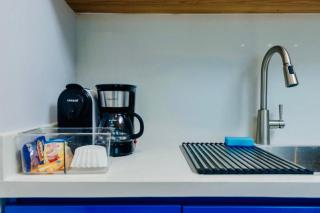 Blue Garden Urban Skyline Suite - 5