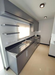 Duplex 4 bedroom - Victoria - 1