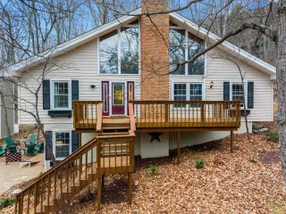 Cozy Retreat - Sauna Hot Tub & Game Room in VA - McGaheysville - 6