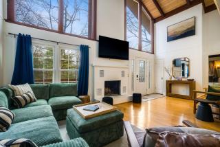 Cozy Retreat - Sauna Hot Tub & Game Room in VA - McGaheysville - 8