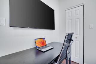 Beautiful 4BR 1BA Home Near NYC - 9