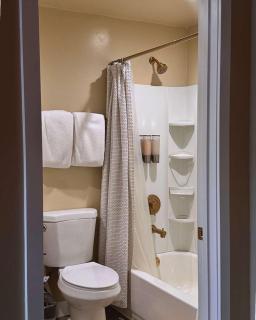 Cozy Private Studio with Patio AC Laundry - San Diego - 1