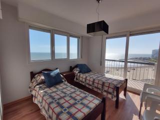 Frente a la playa Varese 3 amb con cochera - Brown 782 Mar del Plata - Mar del Plata - 0