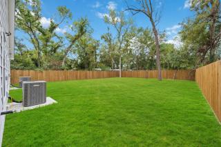Charming Houston Getaway 3BR 2BA - 7
