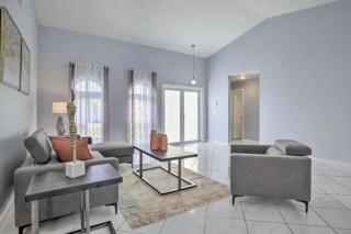 3BR Home with Private Pool near Sawgrass Mills Mall - 1