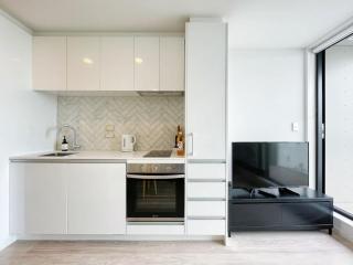 Cityscape Bliss Aircon 1BR Studio Central Living - Auckland - 1
